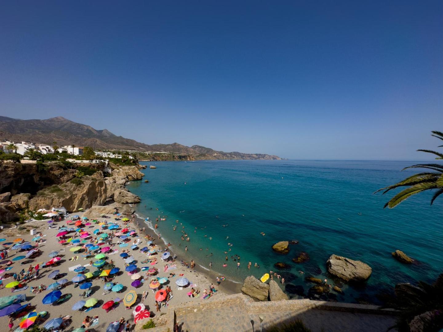 Apartamento Cala Bajo Nerja Eksteriør billede